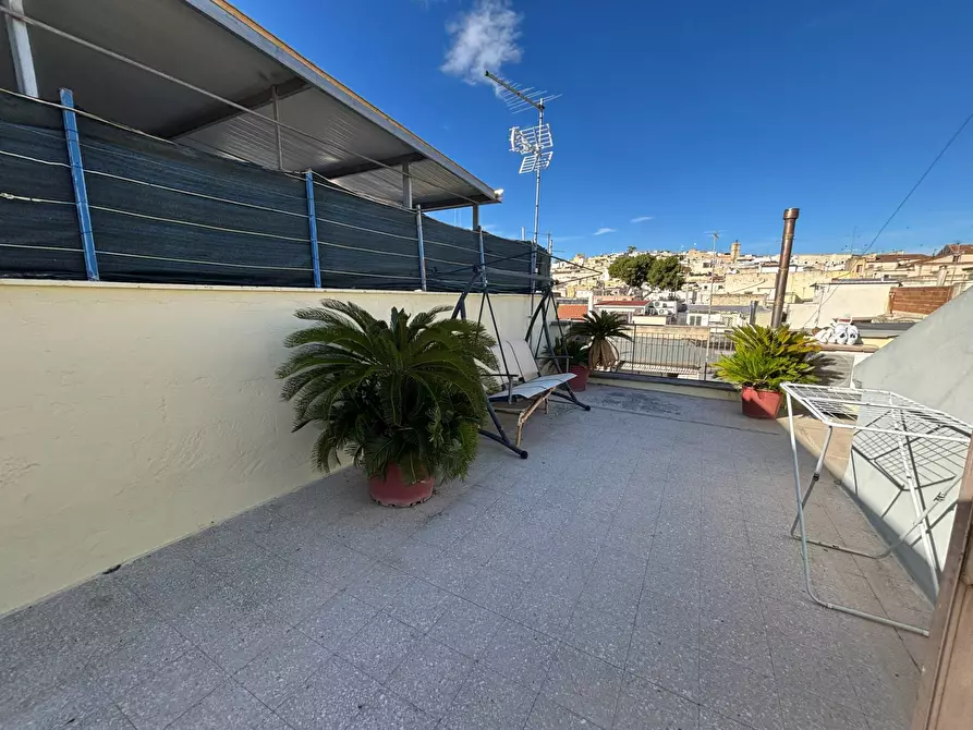 Immagine 10 di Appartamento in vendita  in via Francesco Crispi a Canosa Di Puglia