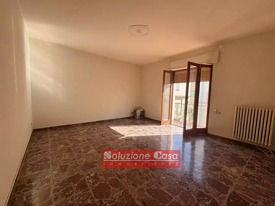 Immagine 2 di Appartamento in vendita  in via Cadorna 66 a Canosa Di Puglia