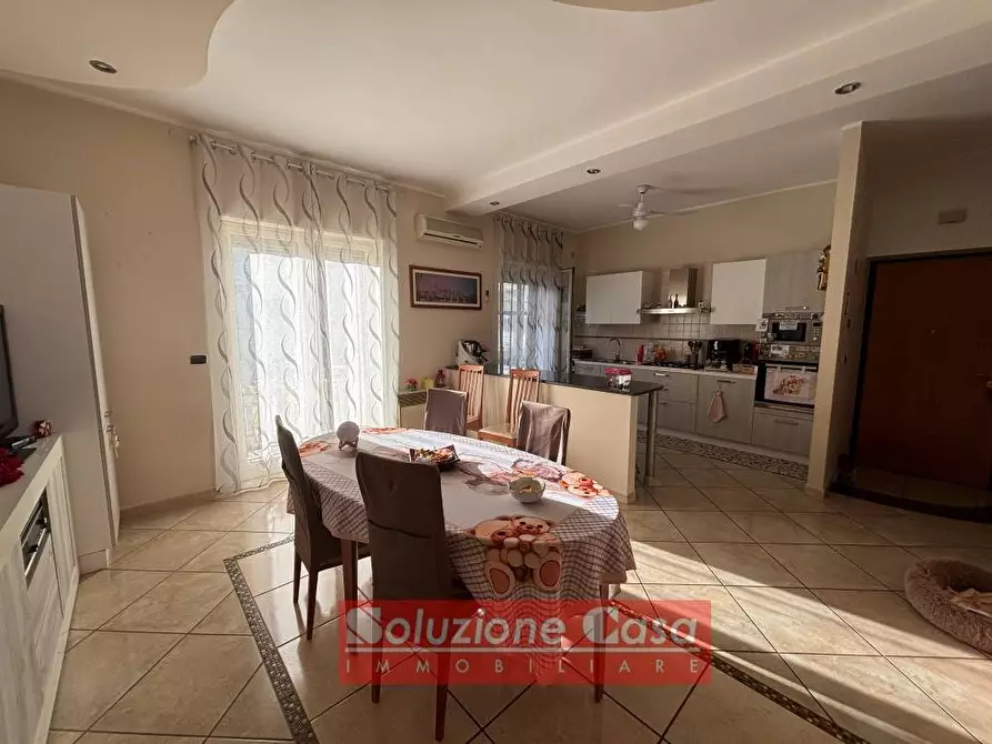 Immagine 2 di Appartamento in vendita  in via Corsica a Canosa Di Puglia