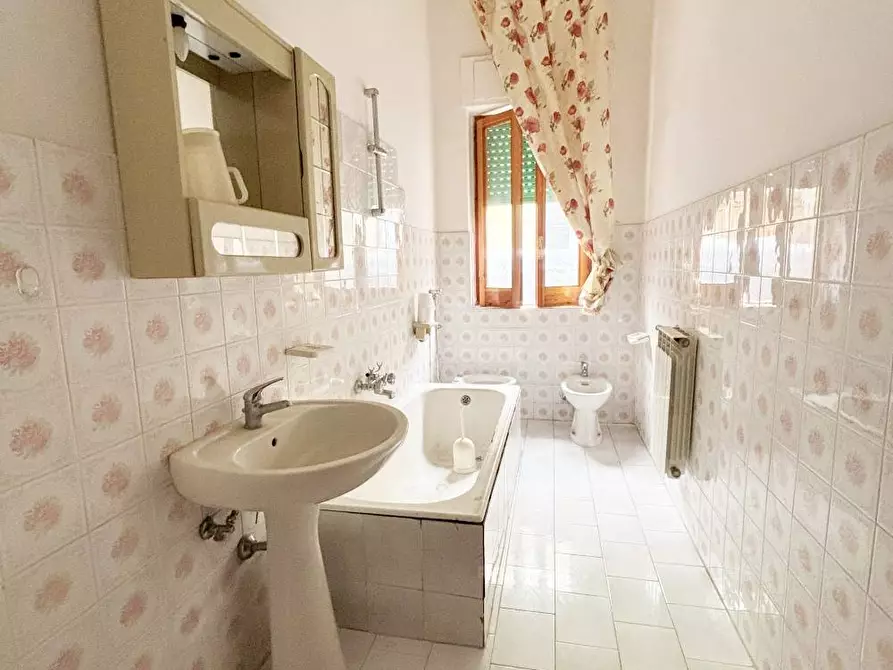 Immagine 3 di Casa indipendente in vendita  in via Martiri di Barletta a Canosa Di Puglia