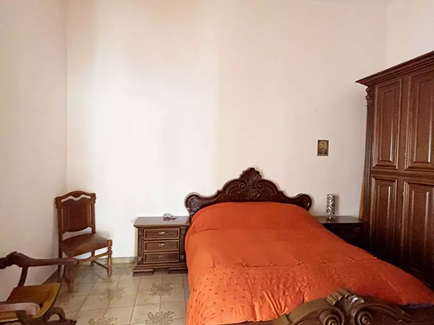 Immagine 4 di Casa indipendente in vendita  in Piazza Tarpea a Canosa Di Puglia