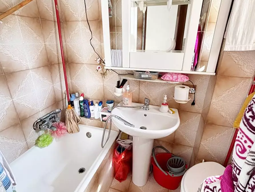 Immagine 3 di Casa indipendente in vendita  in Piazza Tarpea a Canosa Di Puglia