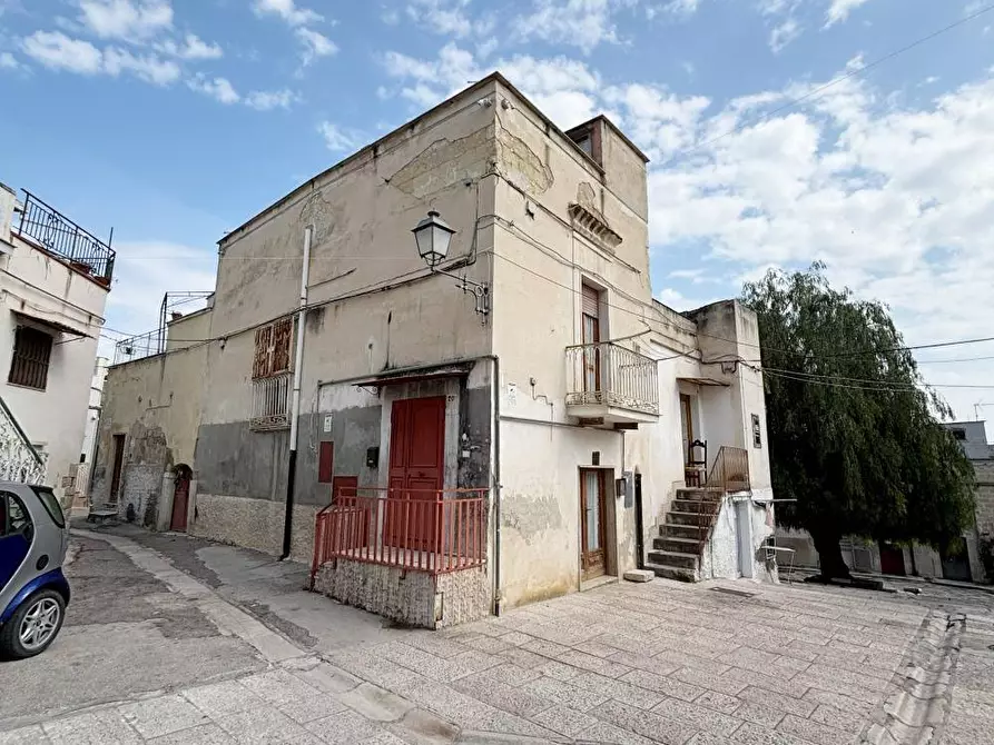 Immagine 1 di Casa indipendente in vendita  in Piazza Tarpea a Canosa Di Puglia