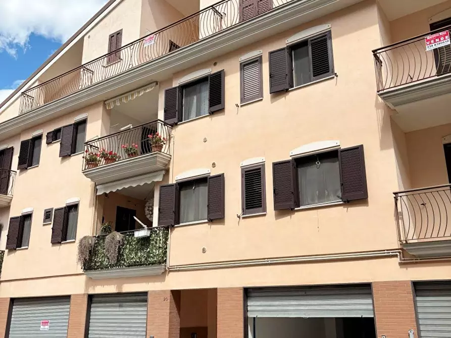 Immagine 1 di Box auto in vendita  in via Pisacane 4-10 a Spinazzola