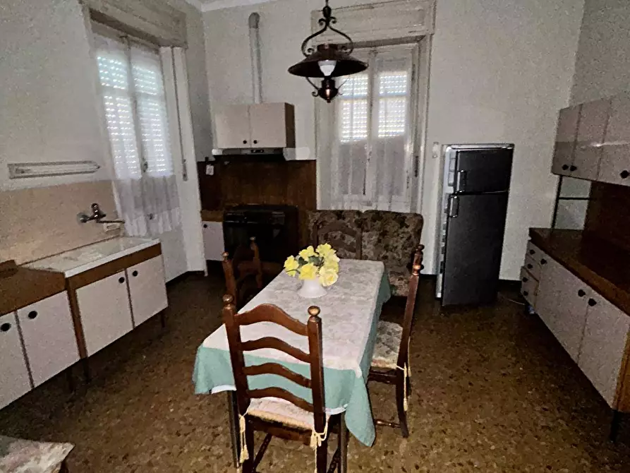 Immagine 32 di Villa in vendita  in Via Augusto Righi 2 a Legnano