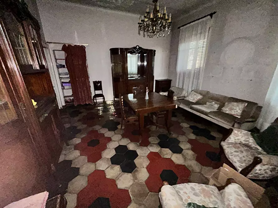 Immagine 36 di Villa in vendita  in Via Augusto Righi 2 a Legnano