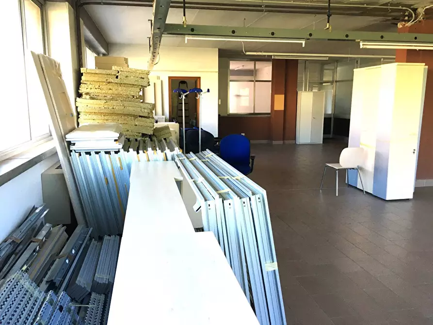 Immagine 10 di Ufficio in affitto  in Via Torino 2 a Magnago