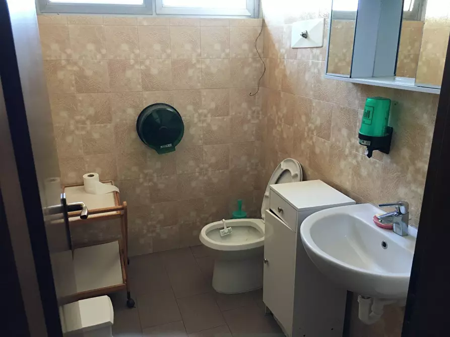 Immagine 14 di Ufficio in affitto  in Via Torino 2 a Magnago