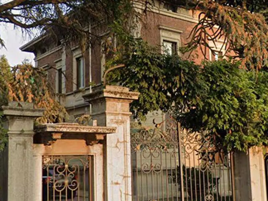 Immagine 37 di Appartamento in vendita  in Via Zara 1 a Fagnano Olona