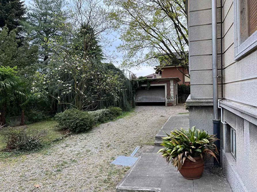 Immagine 40 di Appartamento in vendita  in Via Zara 1 a Fagnano Olona