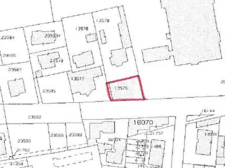 Immagine 3 di Terreno residenziale in vendita  in Via Ugo Mara 10 a Busto Arsizio