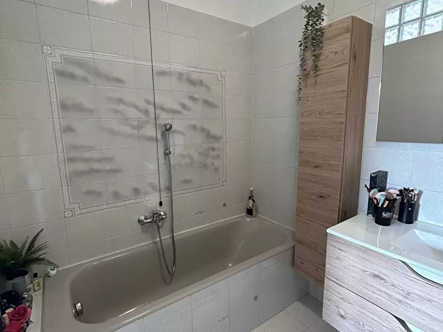 Immagine 36 di Appartamento in vendita  in Corso Sempione 24 a Olgiate Olona