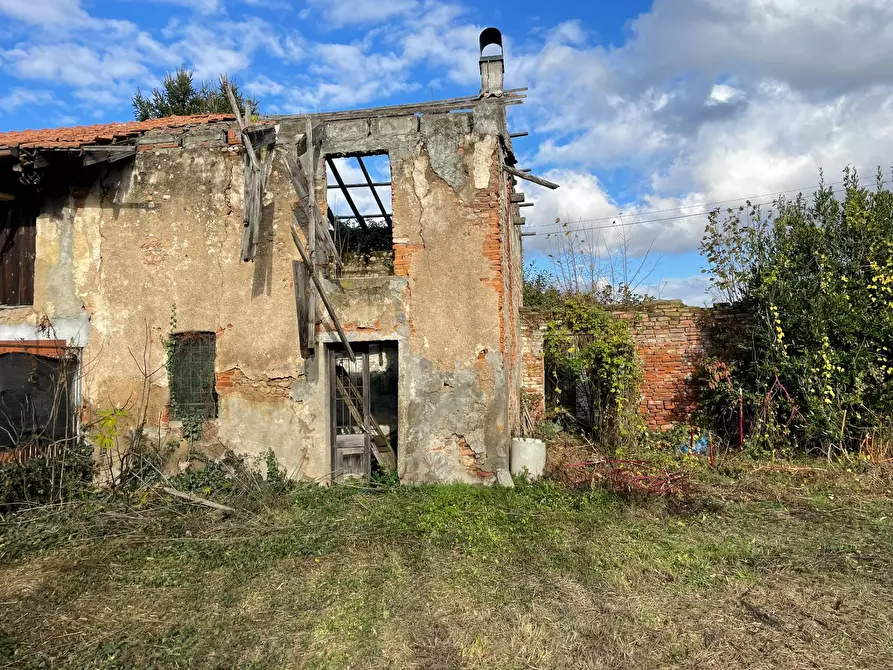 Immagine 14 di Rustico / casale in vendita  in Via veroncora snc a Busto Arsizio