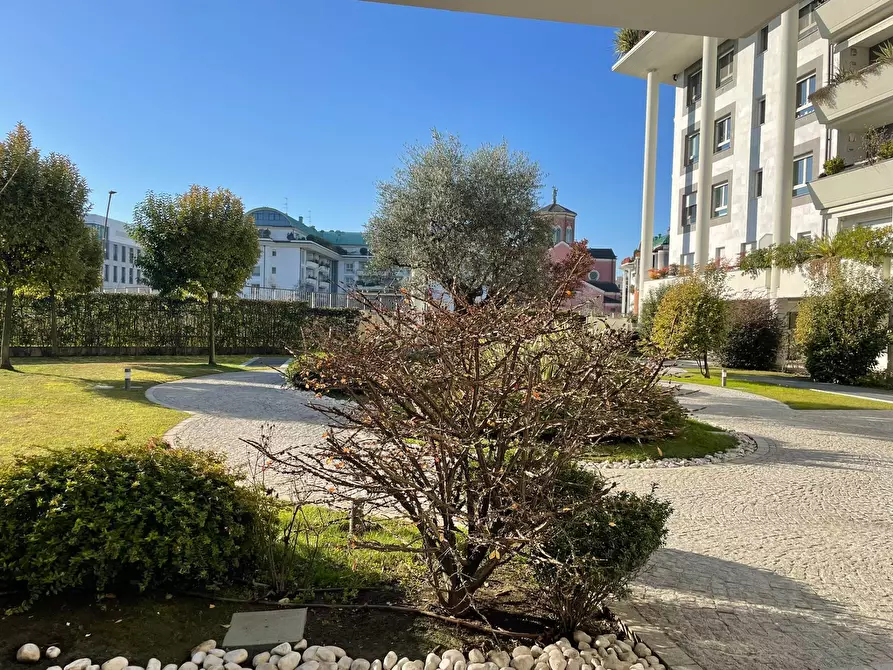 Immagine 15 di Ufficio in affitto  in Via dei Tessitori 2 a Legnano