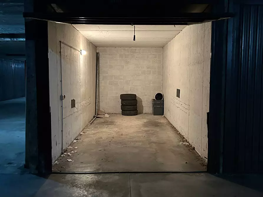 Immagine 43 di Appartamento in vendita  a Busto Arsizio