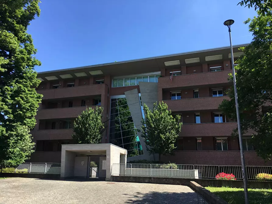 Immagine 2 di Appartamento in vendita  in Via Alfieri 14 a Legnano