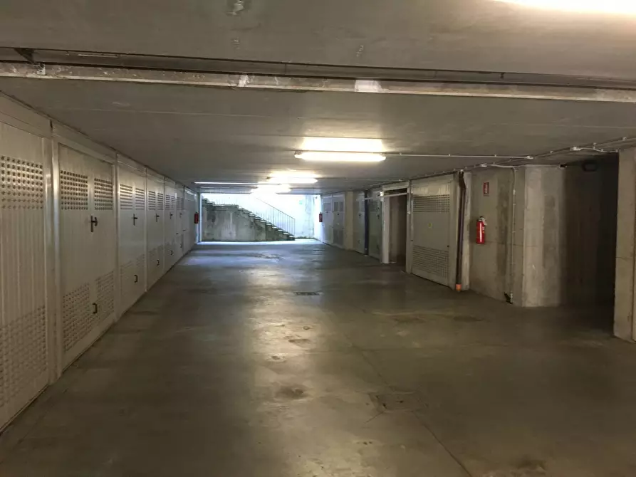 Immagine 10 di Appartamento in vendita  in Via Alfieri 14 a Legnano