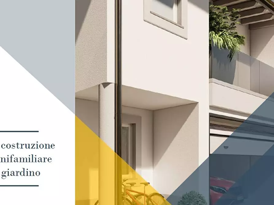 Immagine 2 di Casa semindipendente in vendita  a Legnano