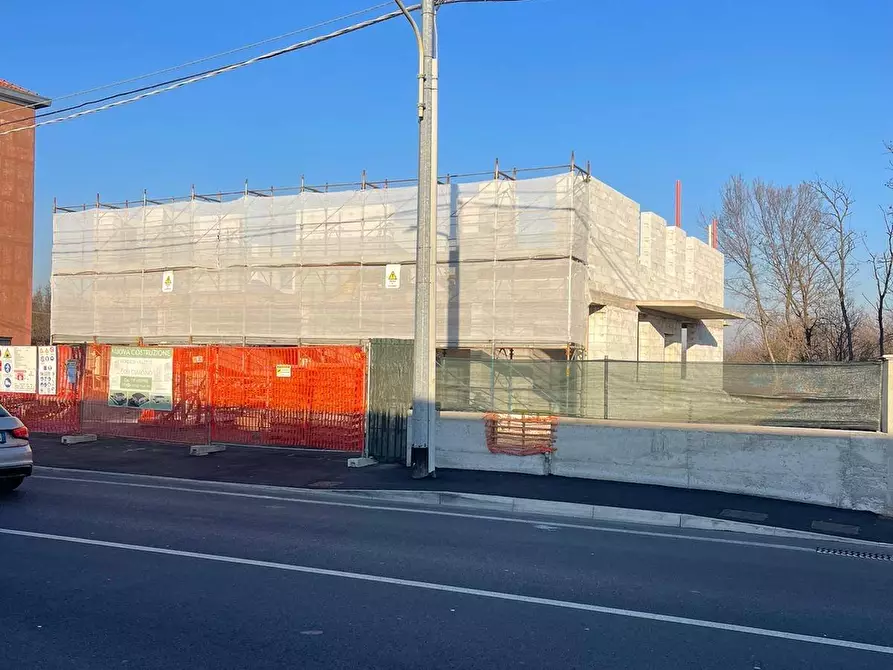 Immagine 32 di Casa semindipendente in vendita  a Legnano