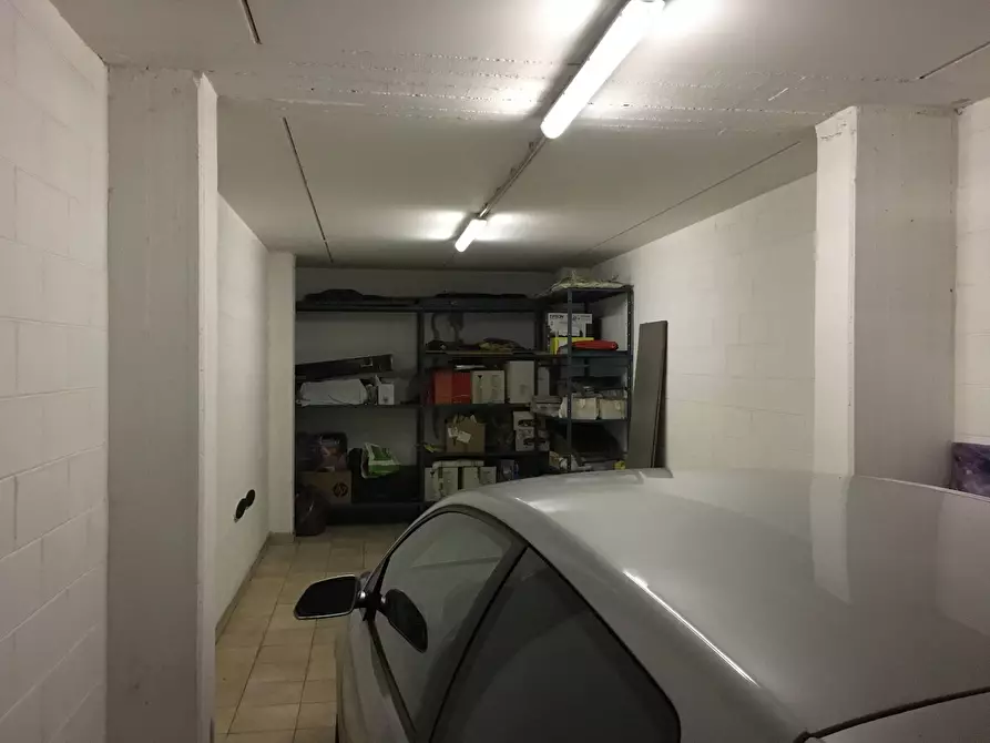 Immagine 26 di Appartamento in vendita  in Via Pola 2 a Legnano