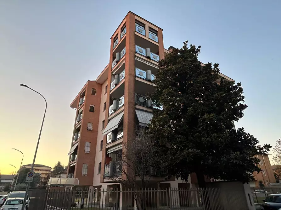 Immagine 37 di Appartamento in vendita  in Via Pola 2 a Legnano