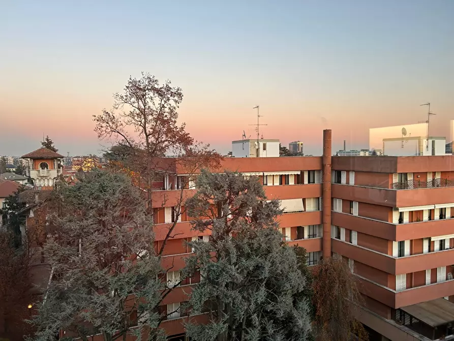 Immagine 39 di Appartamento in vendita  in Via Pola 2 a Legnano