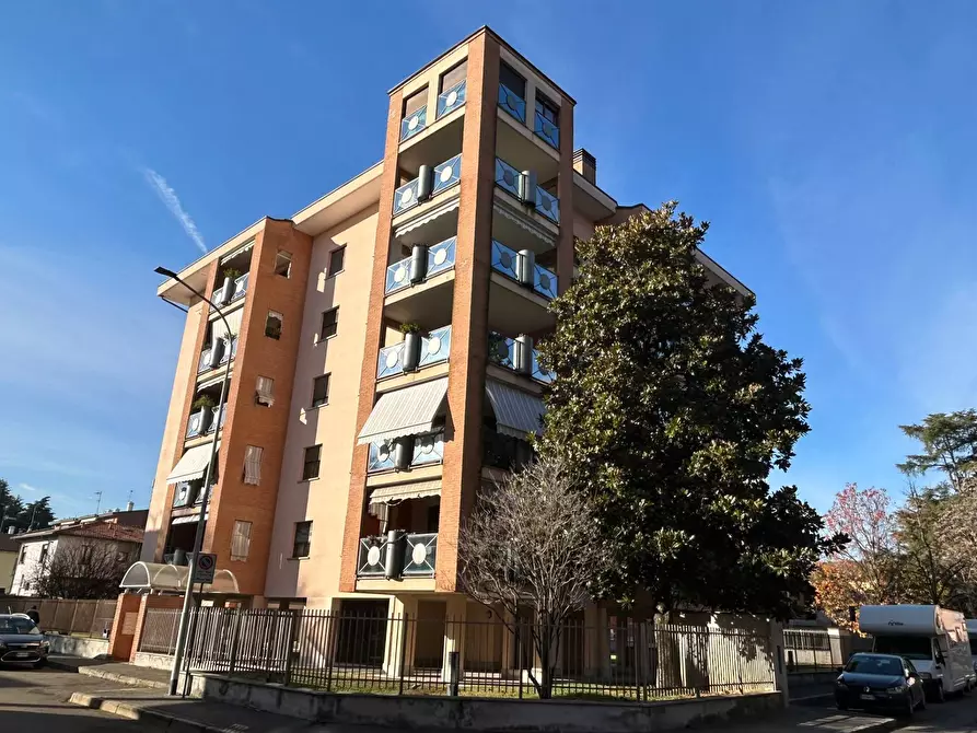 Immagine 42 di Appartamento in vendita  in Via Pola 2 a Legnano