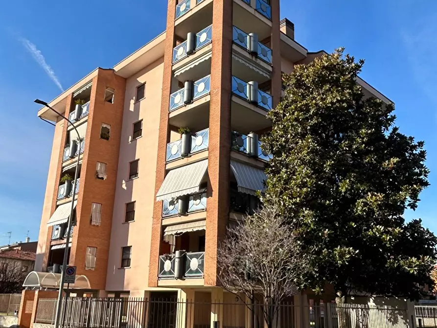 Immagine 43 di Appartamento in vendita  in Via Pola 2 a Legnano