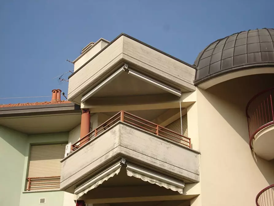 Immagine 2 di Appartamento in vendita  in Via Redipuglia 20 a Bernate Ticino