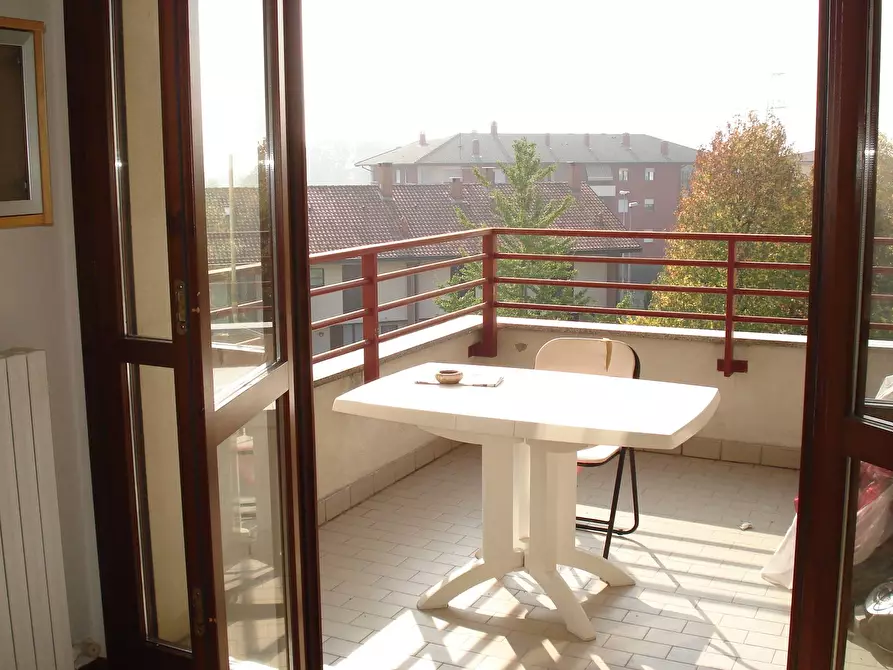 Immagine 3 di Appartamento in vendita  in Via Redipuglia 20 a Bernate Ticino