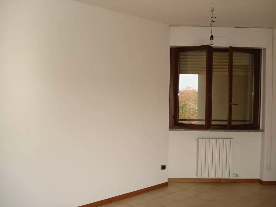 Immagine 7 di Appartamento in vendita  in Via Redipuglia 20 a Bernate Ticino