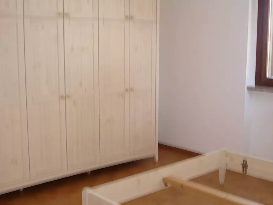 Immagine 13 di Appartamento in vendita  in Via Redipuglia 20 a Bernate Ticino