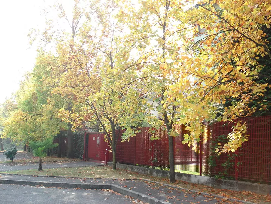 Immagine 28 di Appartamento in vendita  in Via Redipuglia 20 a Bernate Ticino