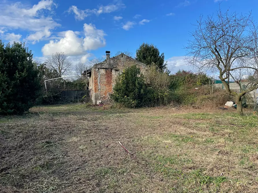 Immagine 5 di Terreno agricolo in vendita  in Via Corbetta snc a Busto Arsizio