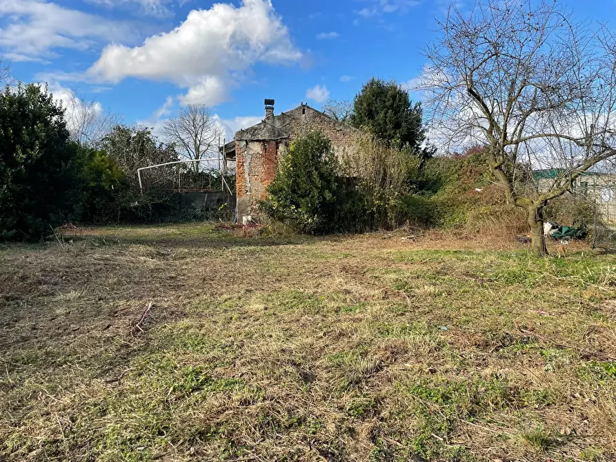 Immagine 7 di Terreno agricolo in vendita  in Via Corbetta snc a Busto Arsizio