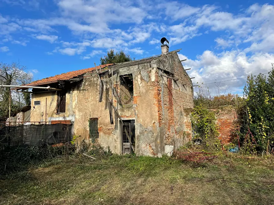 Immagine 12 di Rustico / casale in vendita  in Via veroncora snc a Busto Arsizio