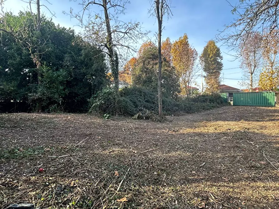 Immagine 8 di Terreno residenziale in vendita  in Viale Toscana 48 a Busto Arsizio