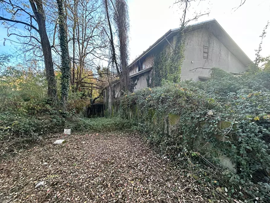 Immagine 9 di Terreno residenziale in vendita  in Viale Toscana 48 a Busto Arsizio