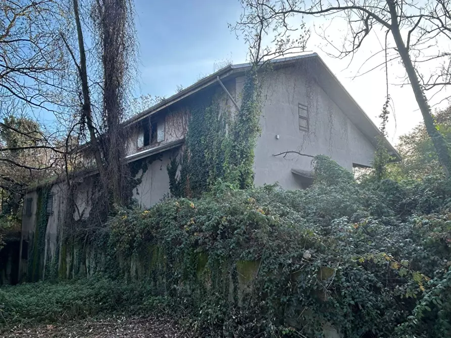 Immagine 6 di Terreno residenziale in vendita  in Viale Toscana 48 a Busto Arsizio