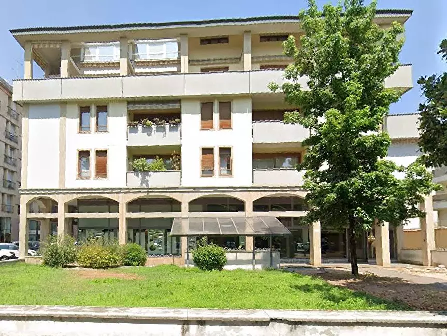 Immagine 1 di Box auto in affitto  in Piazza Don Sturzo a Legnano