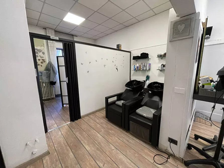 Immagine 4 di Attività commerciale in vendita  in Via Santa Caterina 27 a Legnano
