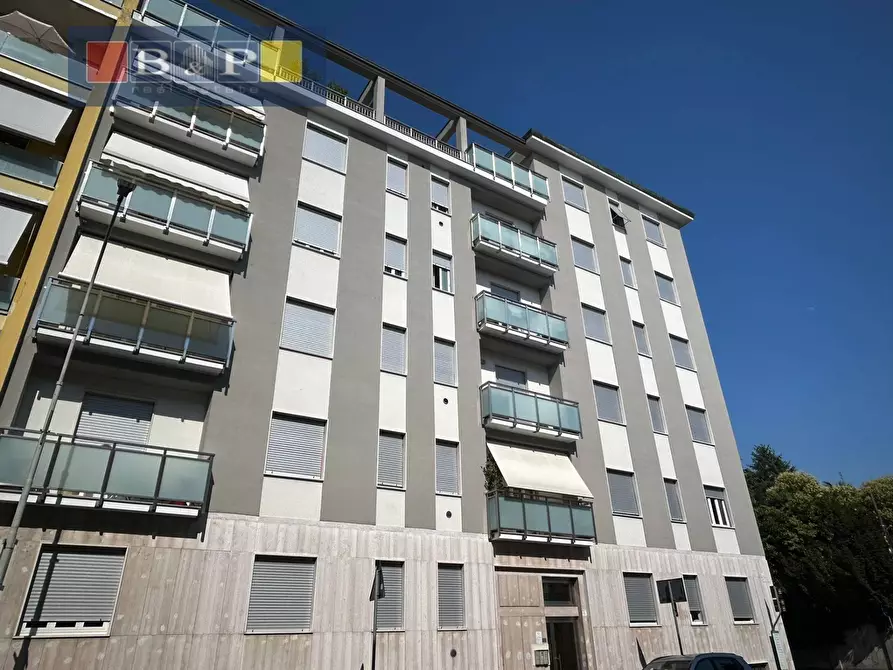 Immagine 1 di Appartamento in vendita  in Via XX Settembre 11 a Legnano