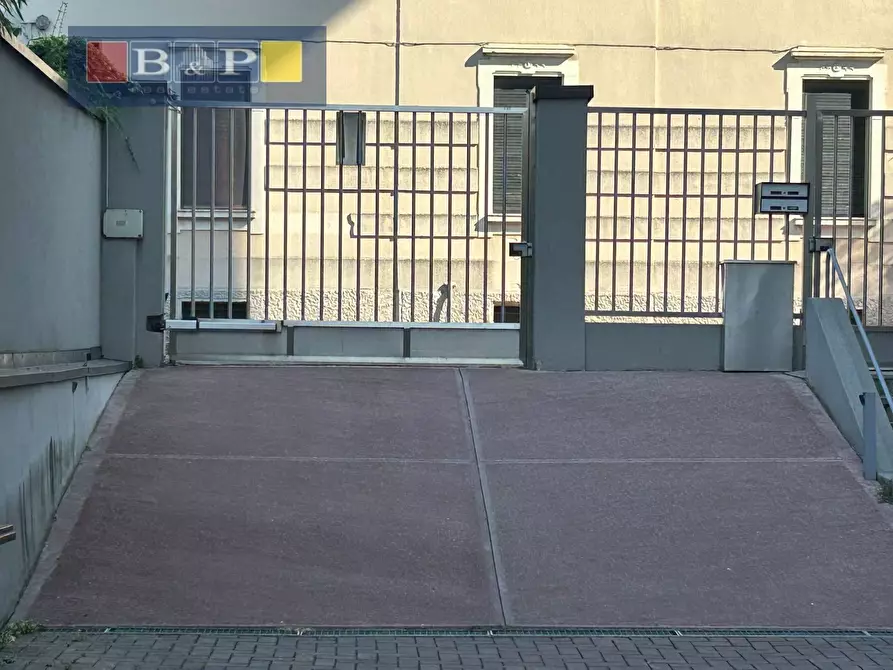 Immagine 22 di Appartamento in vendita  in Via XX Settembre 11 a Legnano