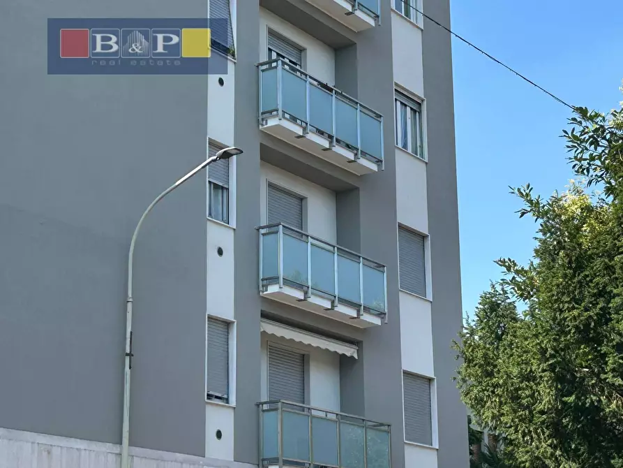 Immagine 26 di Appartamento in vendita  in Via XX Settembre 11 a Legnano
