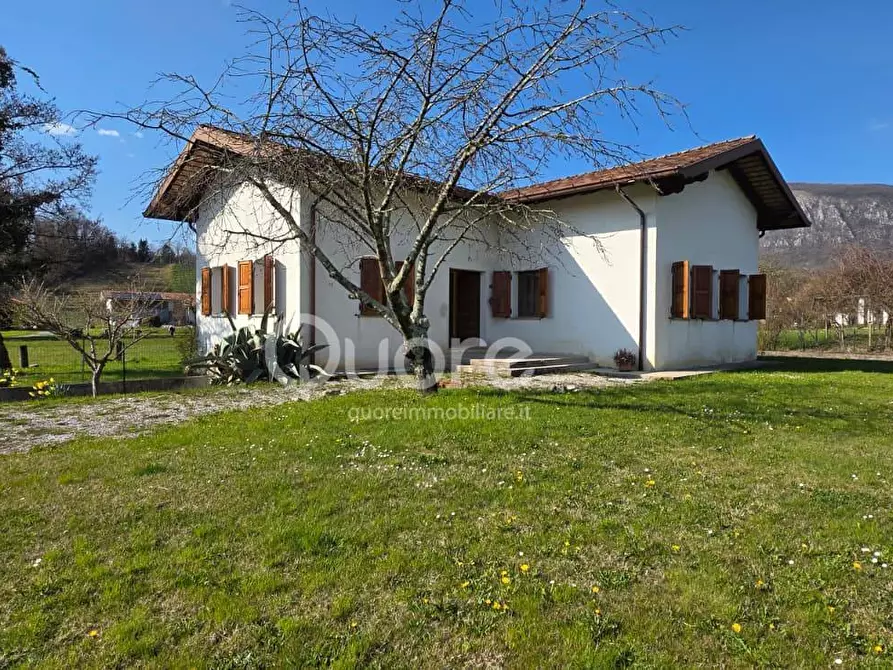 Immagine 1 di Casa indipendente in vendita  in VIA BRAIDUZZE 22 a Nimis