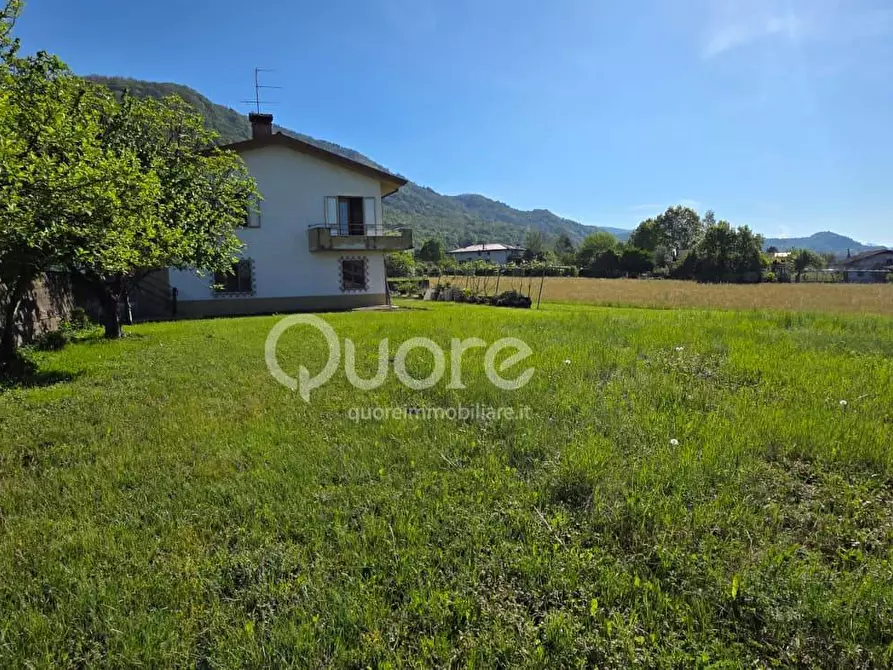 Immagine 3 di Casa indipendente in vendita  in Via Osoppo 12 a Artegna