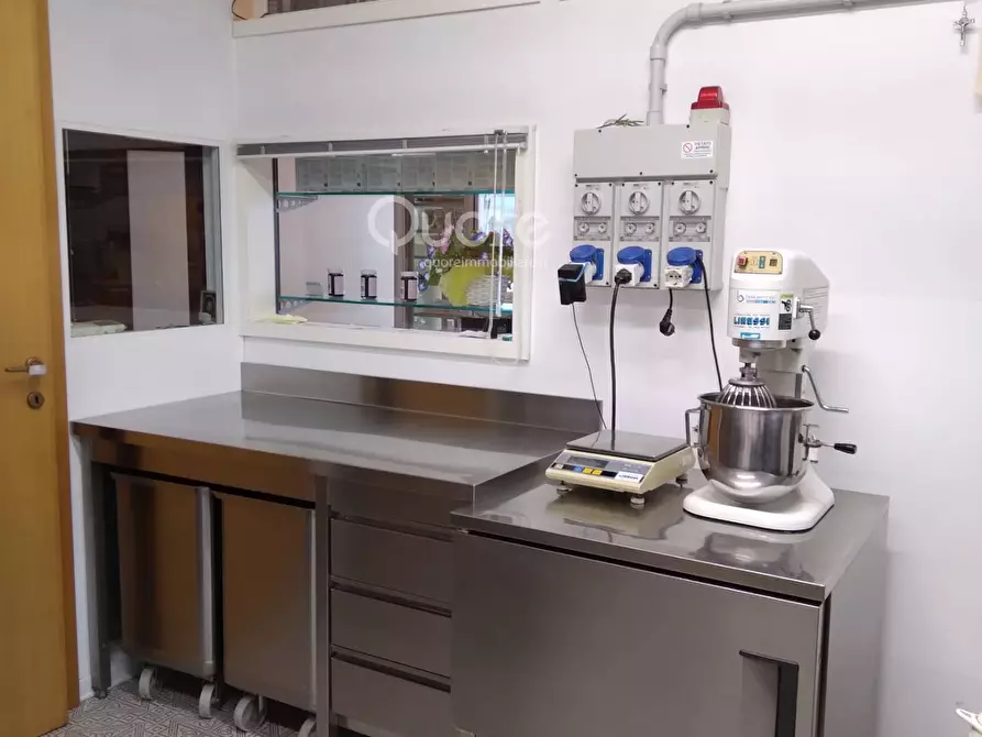 Immagine 17 di Attività commerciale in vendita  in VIA LEDRA 16 a Buja