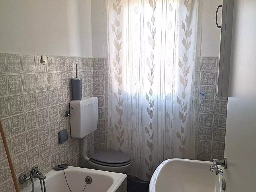 Immagine 18 di Appartamento in affitto  in Via Vincenzo Monti a Ferrara