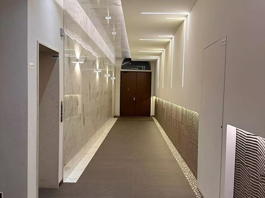 Immagine 1 di Ufficio in affitto  in Via Borgo Dei Leoni a Ferrara