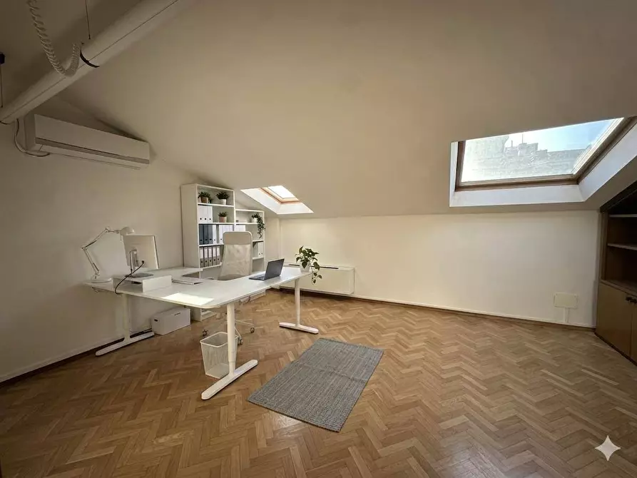 Immagine 4 di Ufficio in affitto  in Via Borgo Dei Leoni a Ferrara